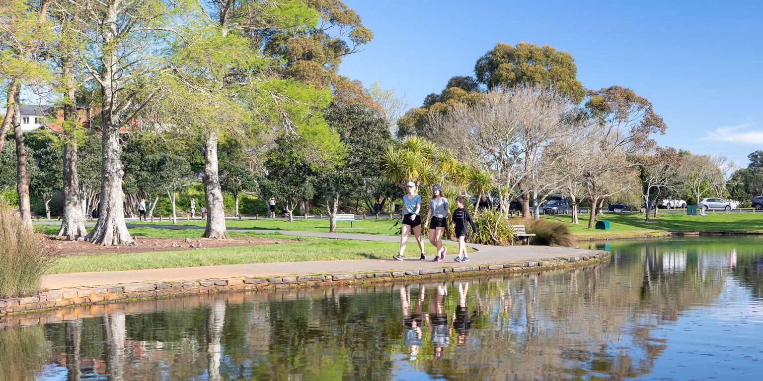 Universal Homes Park Image